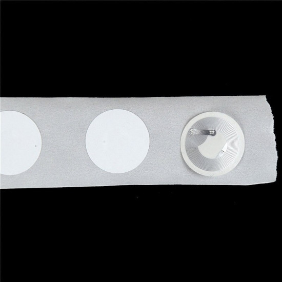 NFC Tags Sticker 13.56 MHZ 25mm Chip Universal Durable For Mobile Phone DU55