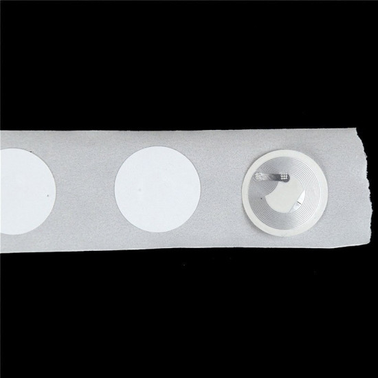 NFC Tags Sticker 13.56 MHZ 25mm Chip Universal Durable For Mobile Phone DU55 NFC Tags Sticker 13.56 MHZ 25mm Chip Universal Durable For Mobile Phone DU55