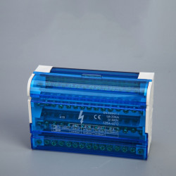 Cabinet Copper Plastic waterproof junction box 4 * 15 cabinet 125A 